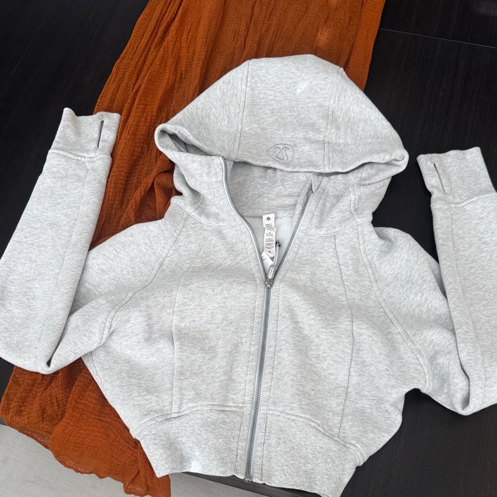 Lululemon scuba full zip cropped hoodie